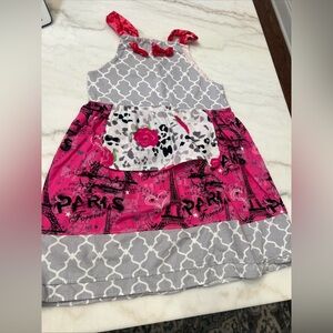 Homemade Girls Apron Style Novelty Paris Print Jumper Dress Size 5, for ages 4-5